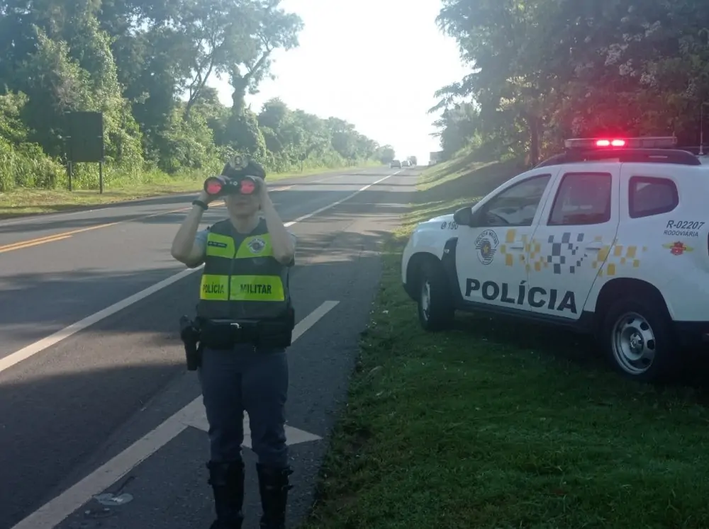 Polícia Rodoviária divulga balanço da Operação Carnaval e flagra carro a 164km/h em Piquerobi
