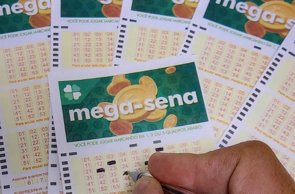 Mega-Sena acumula e prêmio vai a R$ 100 milhões