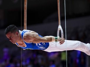 Caio Souza fica no top 10 do individual geral do Mundial de Ginástica