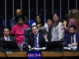 Câmara aprova regras para julgamentos do STF e envia texto ao Senado