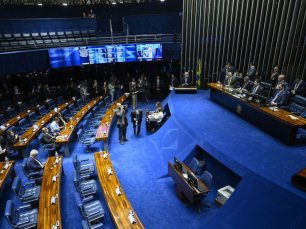 Senado aprova liberar de metas fiscais projetos estratégicos de defesa