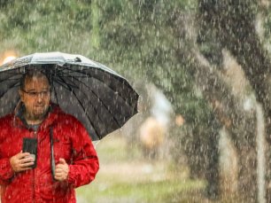 Tempestades atingem Região Sul neste domingo