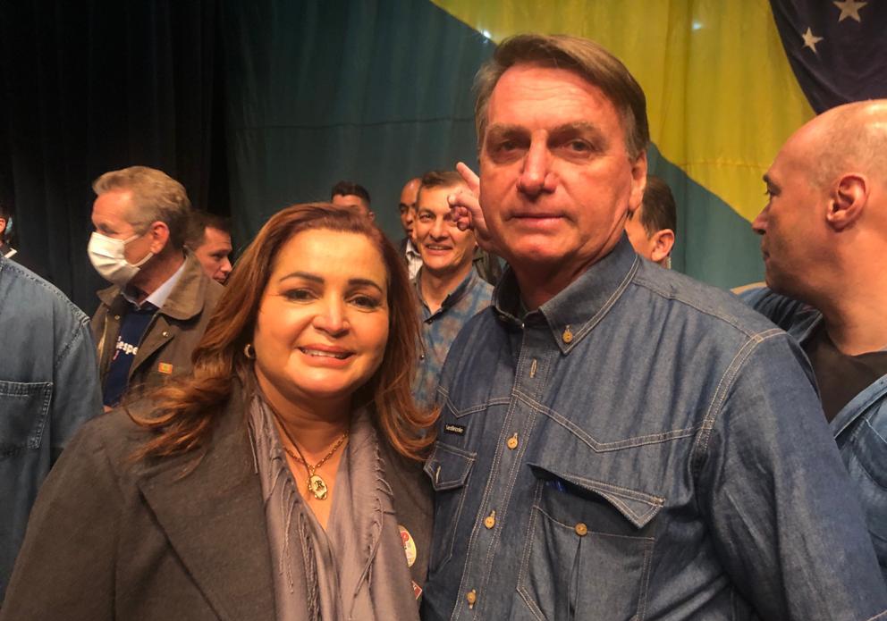 Prefeita Rute faz pedidos de melhorias em Caiuá para Bolsonaro 